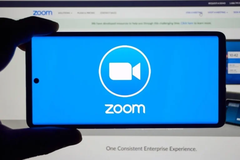 Zoom Kamera Kapatma İşlemi Nasıl Yapılır?